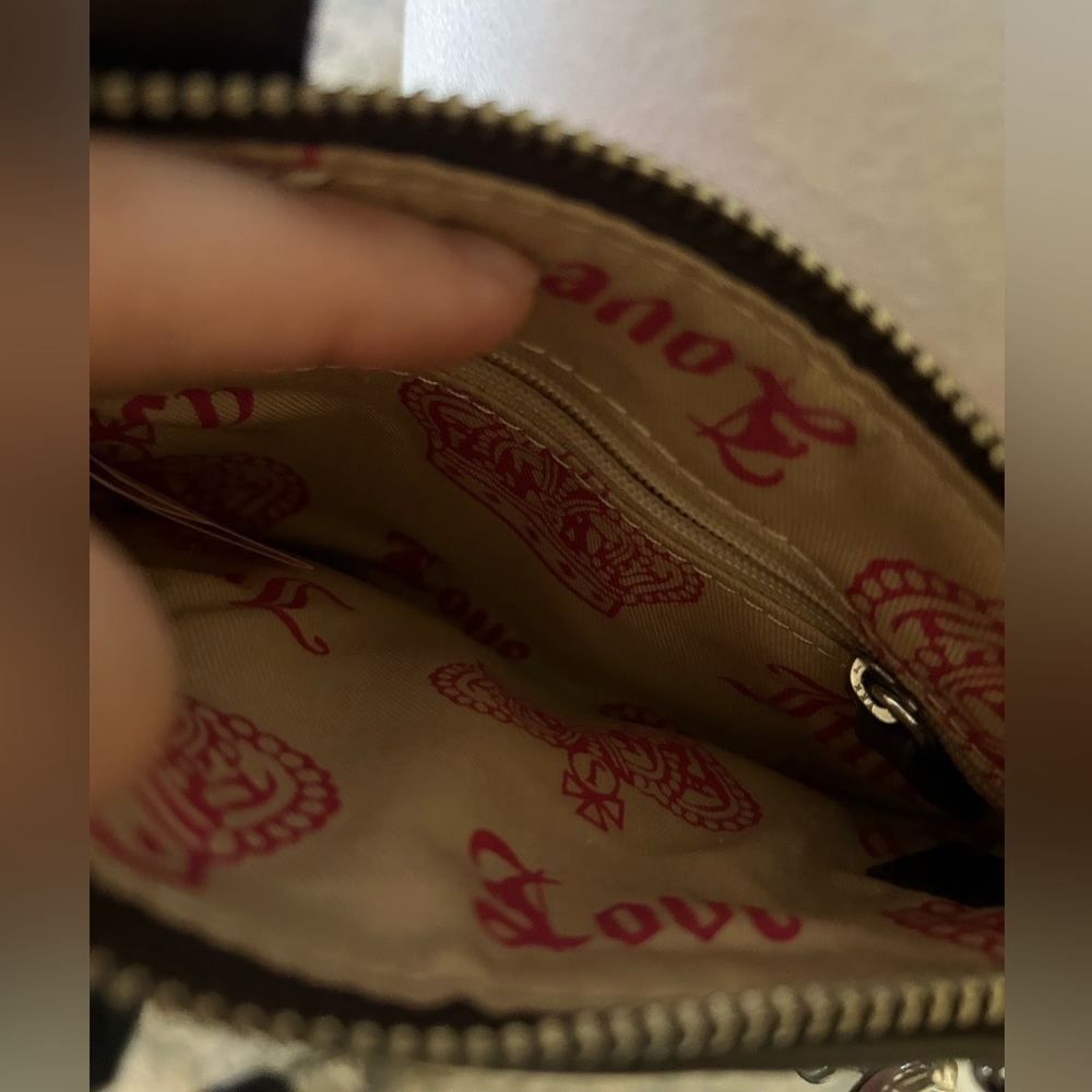 Juicy Couture Cross body purse - Picture 2 of 4